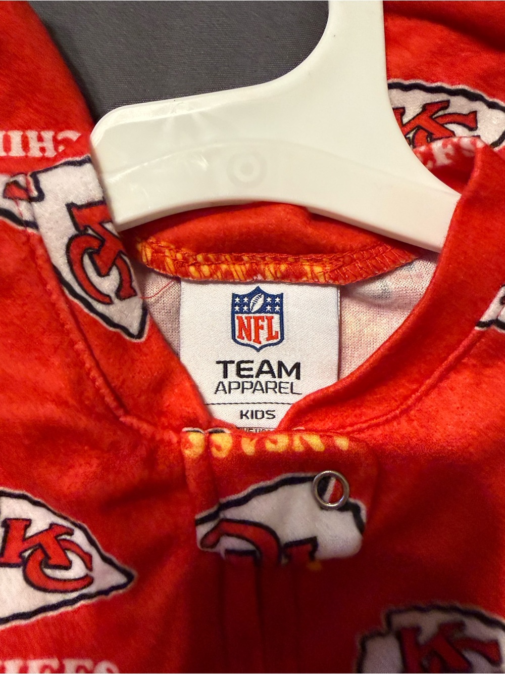 NWT Kansas City Chiefs Red Baby One-Piece Sleeper - NFL Team Print - Picture 7 of 7